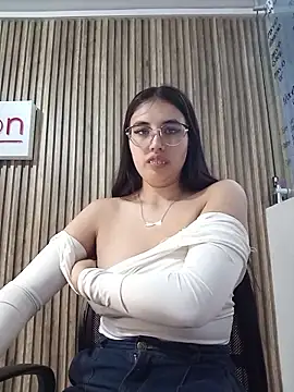 Valk submissive online show from 21, 4, 2026