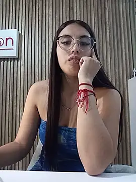 Valk submissive online show from 16, 4, 2026