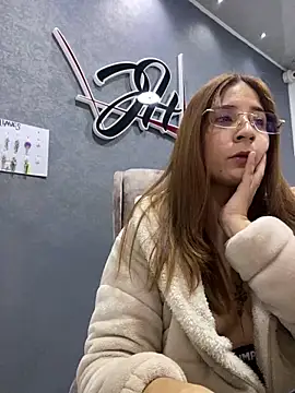 Snapshot of bonnyAI chatting on 12, 11, 2025 bonnyAI online show from 12, 11, 2025