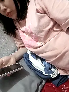 Elina 99 online show from 2, 4, 2026