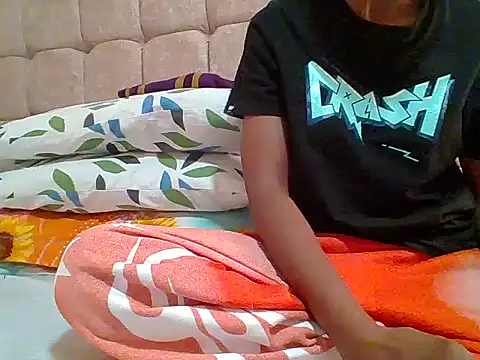 Petite baby5 online show from 8, 4, 2026