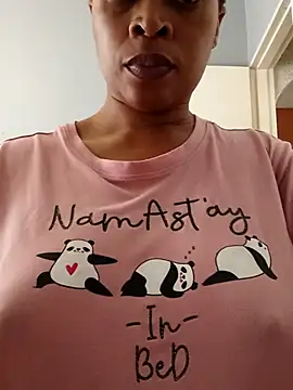 NewBeginnings8 online show from 9, 2, 2026