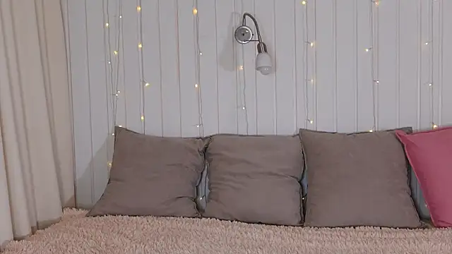 Helena Amour online show from 29, 11, 2025