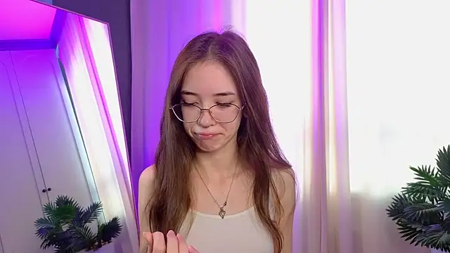 tinyanie online show from 8, 11, 2025