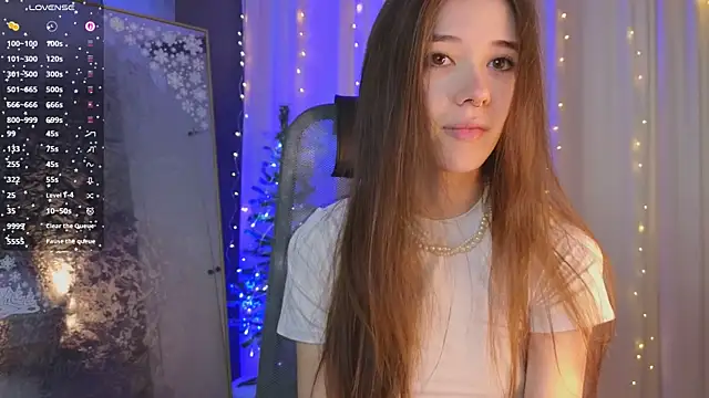 tinyanie online show from 20, 12, 2025