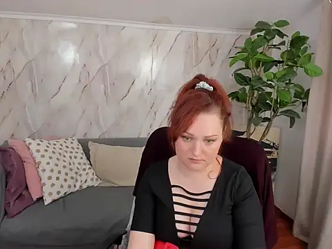 OhLadyPlease online show from 3, 11, 2025