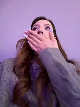 LilluKatten online show from 9, 3, 2026