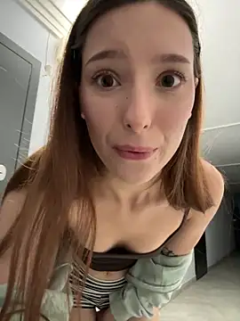 Snapshot of LilluKatten chatting on 2, 7, 2026 LilluKatten online show from 2, 7, 2026