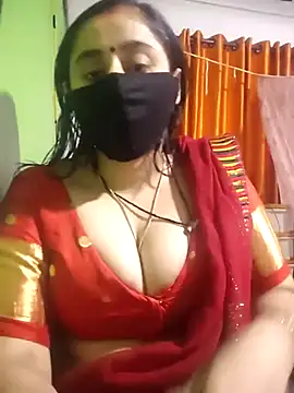 Snapshot of Hot_dolls chatting on 31, 10, 2025 Hot dolls online show from 31, 10, 2025