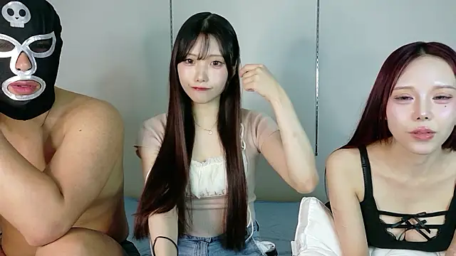 Snapshot of ferateku_rikachan chatting on 19, 7, 2026 ferateku rikachan online show from 19, 7, 2026