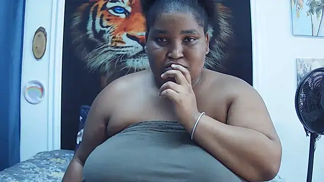 MassiveBoobsxxxx online show from 22, 2, 2026