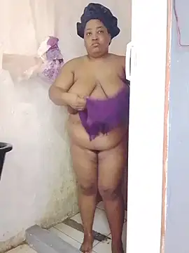 MassiveBoobsxxxx online show from 6, 1, 2026