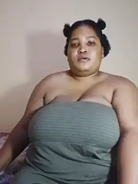 MassiveBoobsxxxx online show from 2, 12, 2025