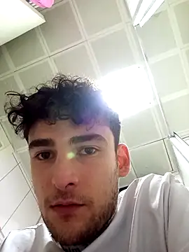 yasinesra757  online show from 7, 4, 2026