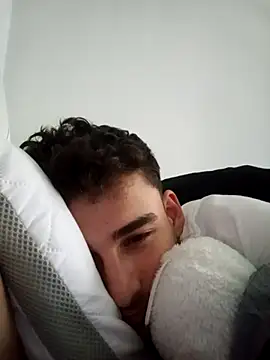 yasinesra757  online show from 9, 1, 2026