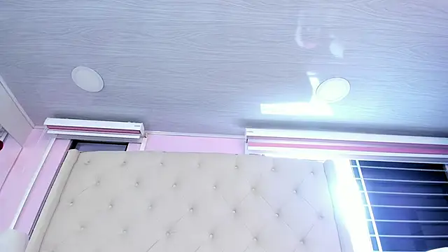 scarlett leblanc  online show from 21, 2, 2026