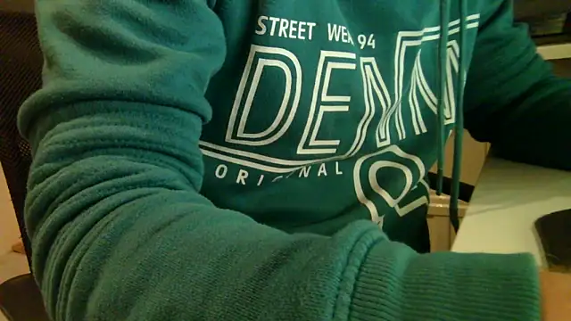 geile-man-34 online show from 15, 11, 2025