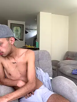 Snapshot of dylan_drakee chatting on 31, 10, 2025 dylan drakee online show from 31, 10, 2025