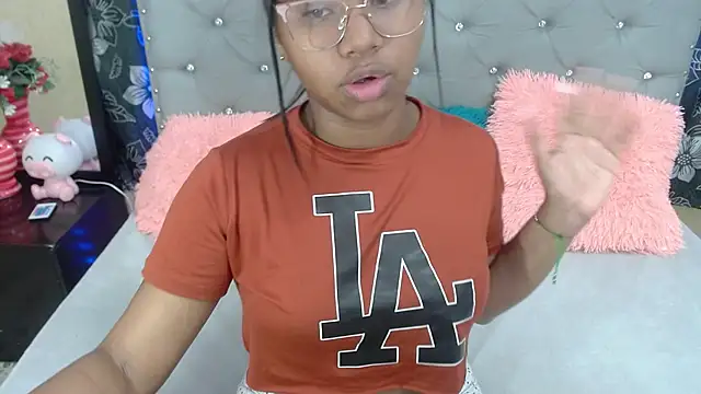 valentinavega18x online show from 3, 2, 2026