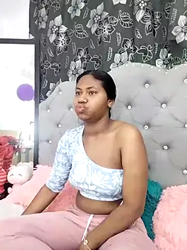 valentinavega18x online show from 17, 12, 2025