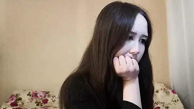 Monibronce online show from 5, 11, 2025