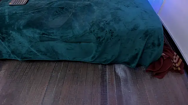 Lucerop  online show from 10, 3, 2026