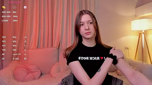 SweetVee online show from 6, 3, 2026