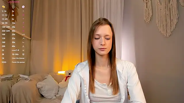 Snapshot of SweetVee chatting on 21, 7, 2026 SweetVee online show from 21, 7, 2026