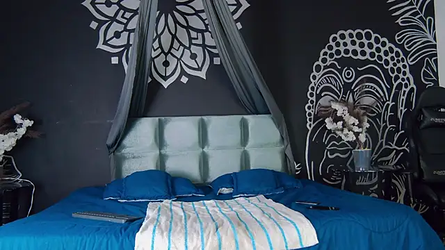 AlessioVitale online show from 19, 12, 2025