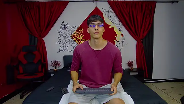 AlessioVitale online show from 13, 1, 2026