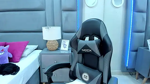 AdaraaMuller online show from 2, 11, 2025