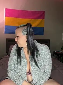 Snapshot of Chaos_Reign chatting on 8, 11, 2025 Chaos Reign online show from 8, 11, 2025