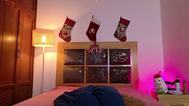 dark angell77 online show from 5, 12, 2025