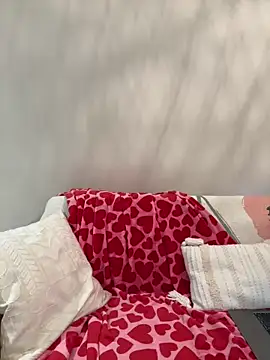 HotLdyllic online show from 11, 2, 2026