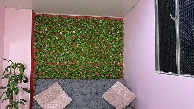 malen fitnessmilf online show from 21, 3, 2026