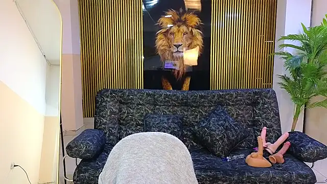 malen fitnessmilf online show from 28, 2, 2026