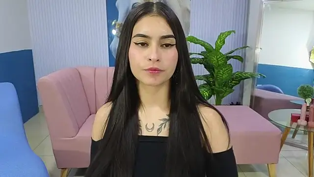 amy lovelydoll online show from 13, 4, 2026