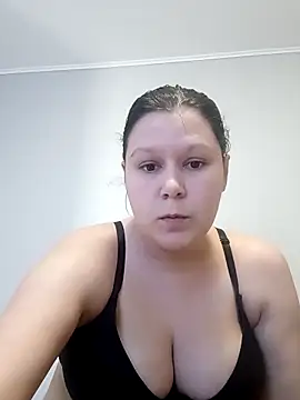 GlitterAuburn online show from 10, 2, 2026