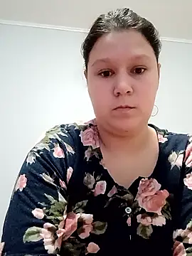 GlitterAuburn online show from 12, 1, 2026