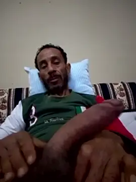 Snapshot of walide100000 chatting on 1, 4, 2026 walide100000 online show from 1, 4, 2026