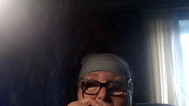 Snapshot of Milaniya606 chatting on 31, 10, 2025 Milaniya606 online show from 31, 10, 2025