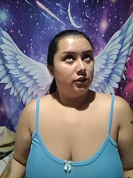 CurvyNoir online show from 8, 4, 2026