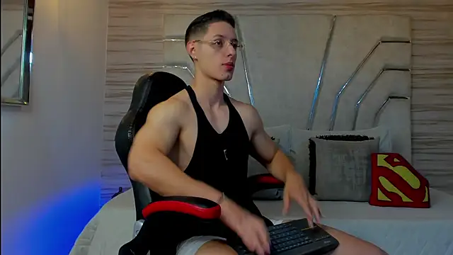 MAXTHOMSON online show from 28, 11, 2025