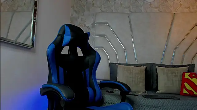 MAXTHOMSON online show from 21, 2, 2026