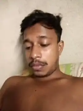 Snapshot of rudr1 chatting on 3, 11, 2025 rudr1 online show from 3, 11, 2025