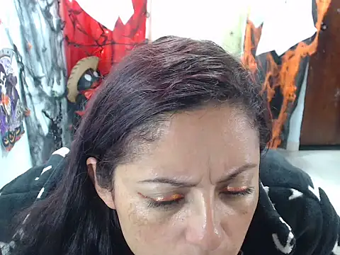 kristelltender1 online show from 31, 10, 2025