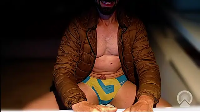 Professor  Discreto online show from 17, 7, 2026