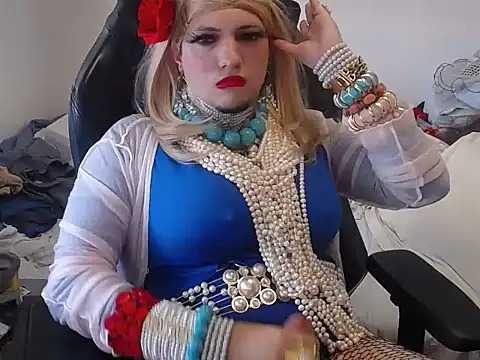 Snapshot of VanesaCrossic chatting on 15, 7, 2026 VanesaCrossic online show from 15, 7, 2026