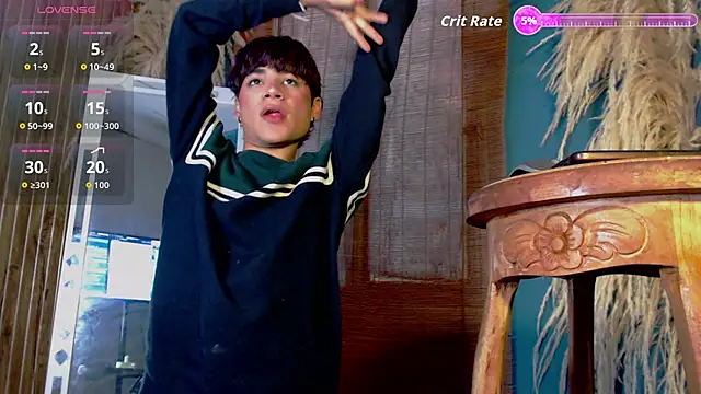 Leo Glow online show from 7, 2, 2026