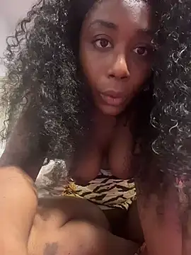 Snapshot of superwetpeach chatting on 2, 11, 2025 superwetpeach online show from 2, 11, 2025